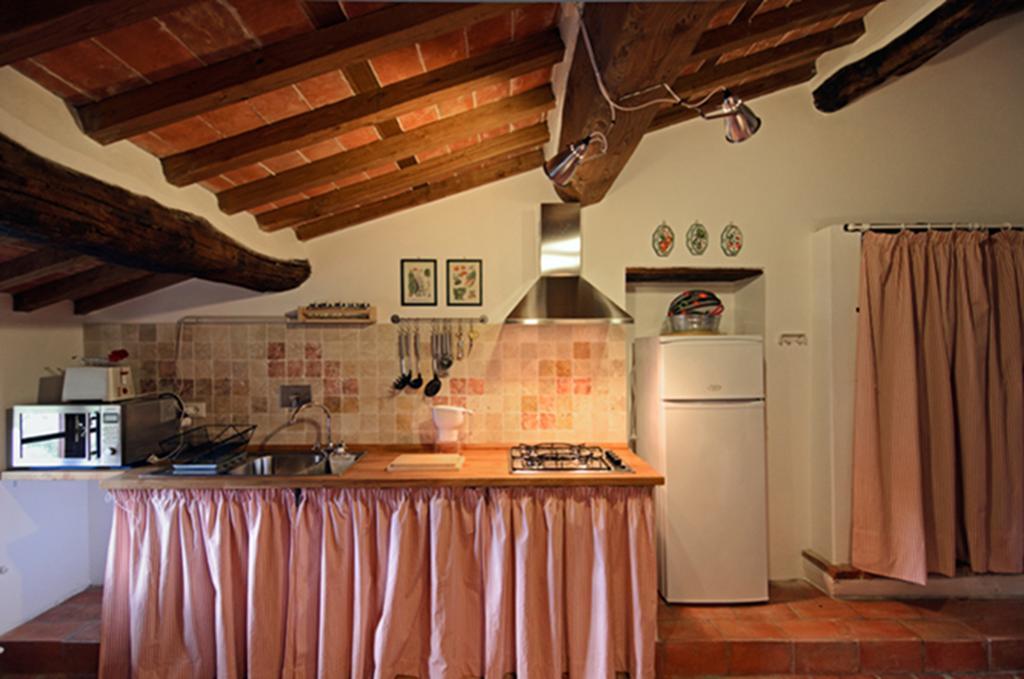 Al Palazzaccio Villa กาลชี ภายนอก รูปภาพ